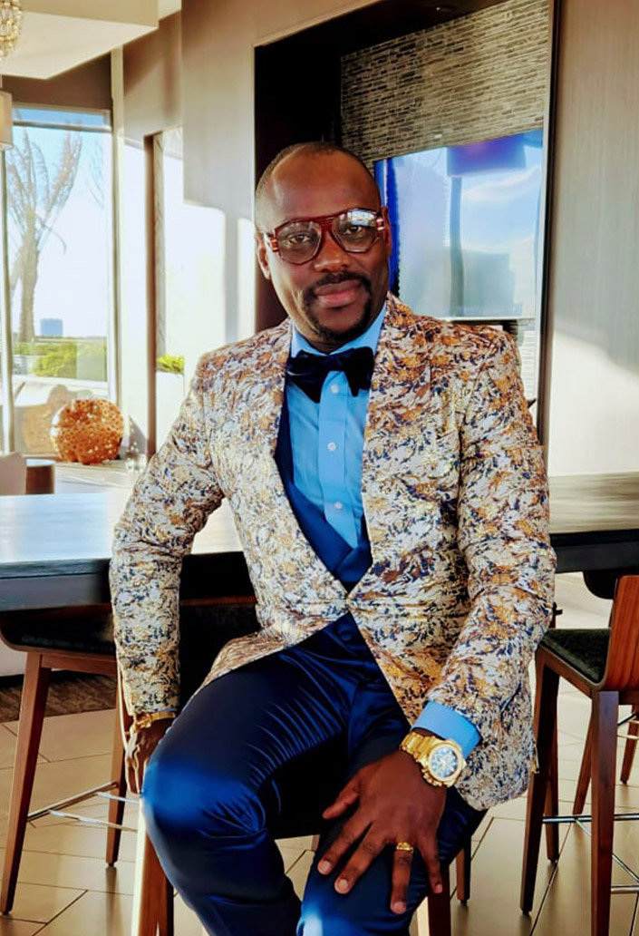 Dr Oben Noah